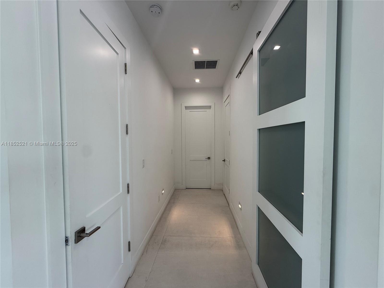 SUB OF PB 3-169 - Residential