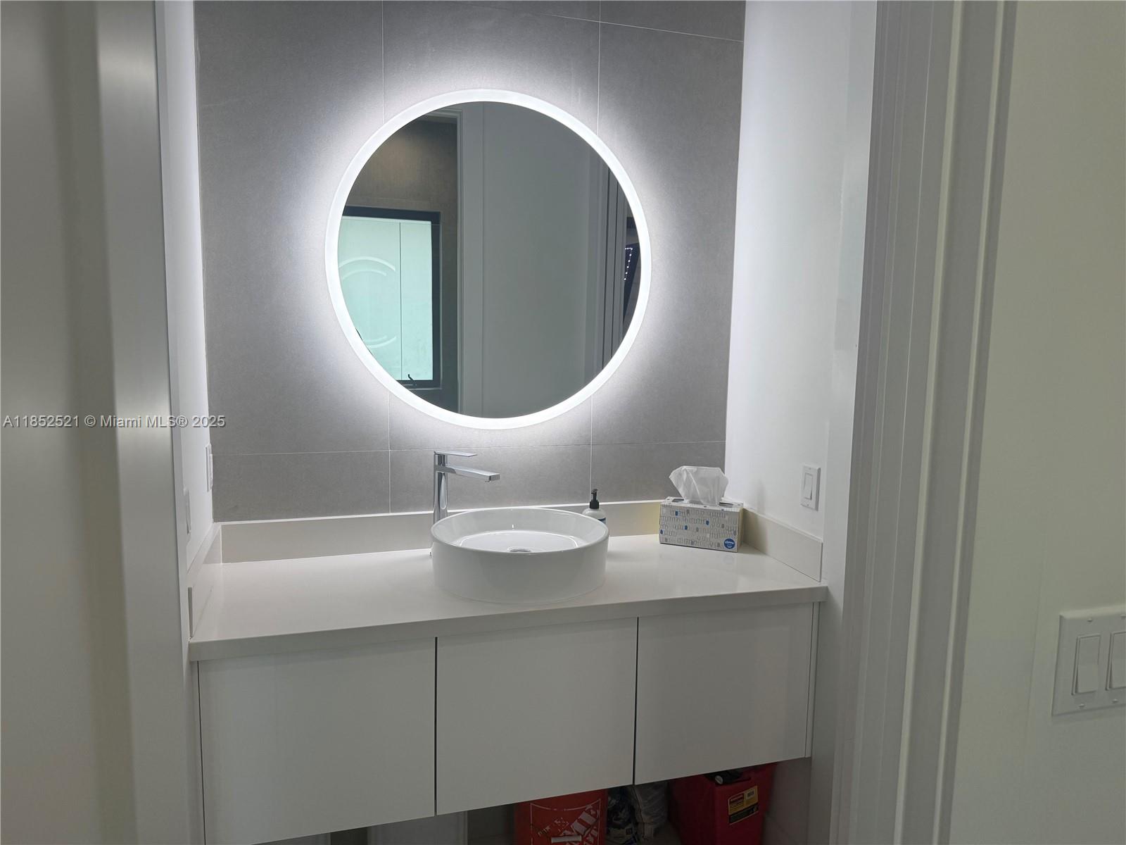 SUB OF PB 3-169 - Residential