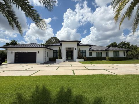 9600 SW 66th St Miami FL 33173