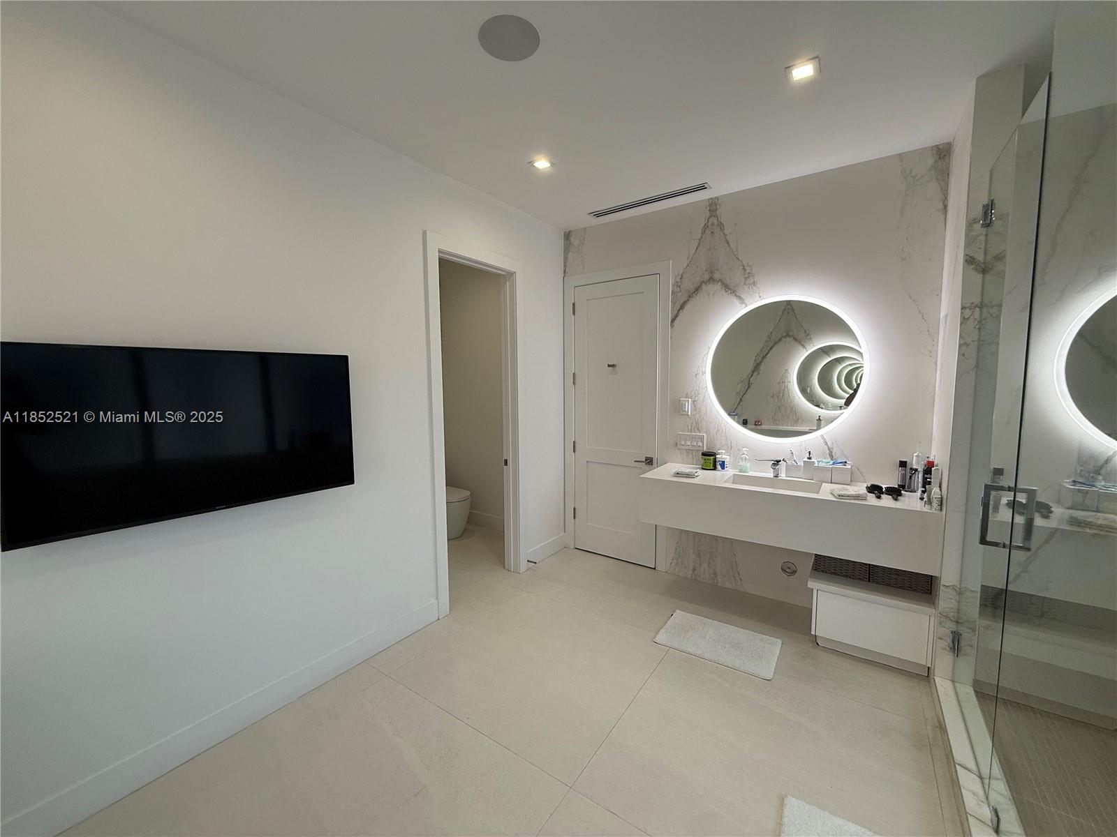 SUB OF PB 3-169 - Residential