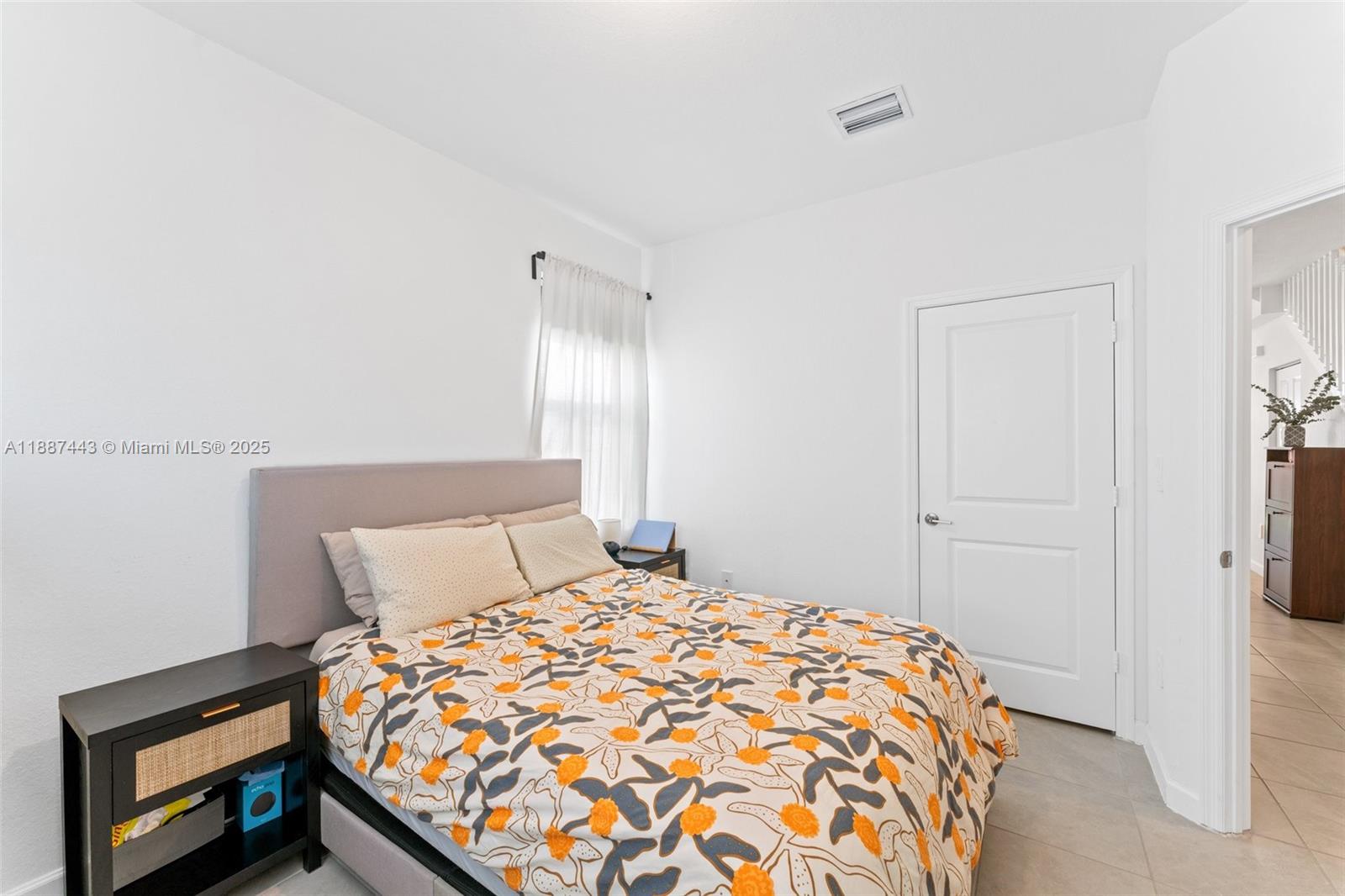 SILVER PALM RESIDENTIAL H - Residential