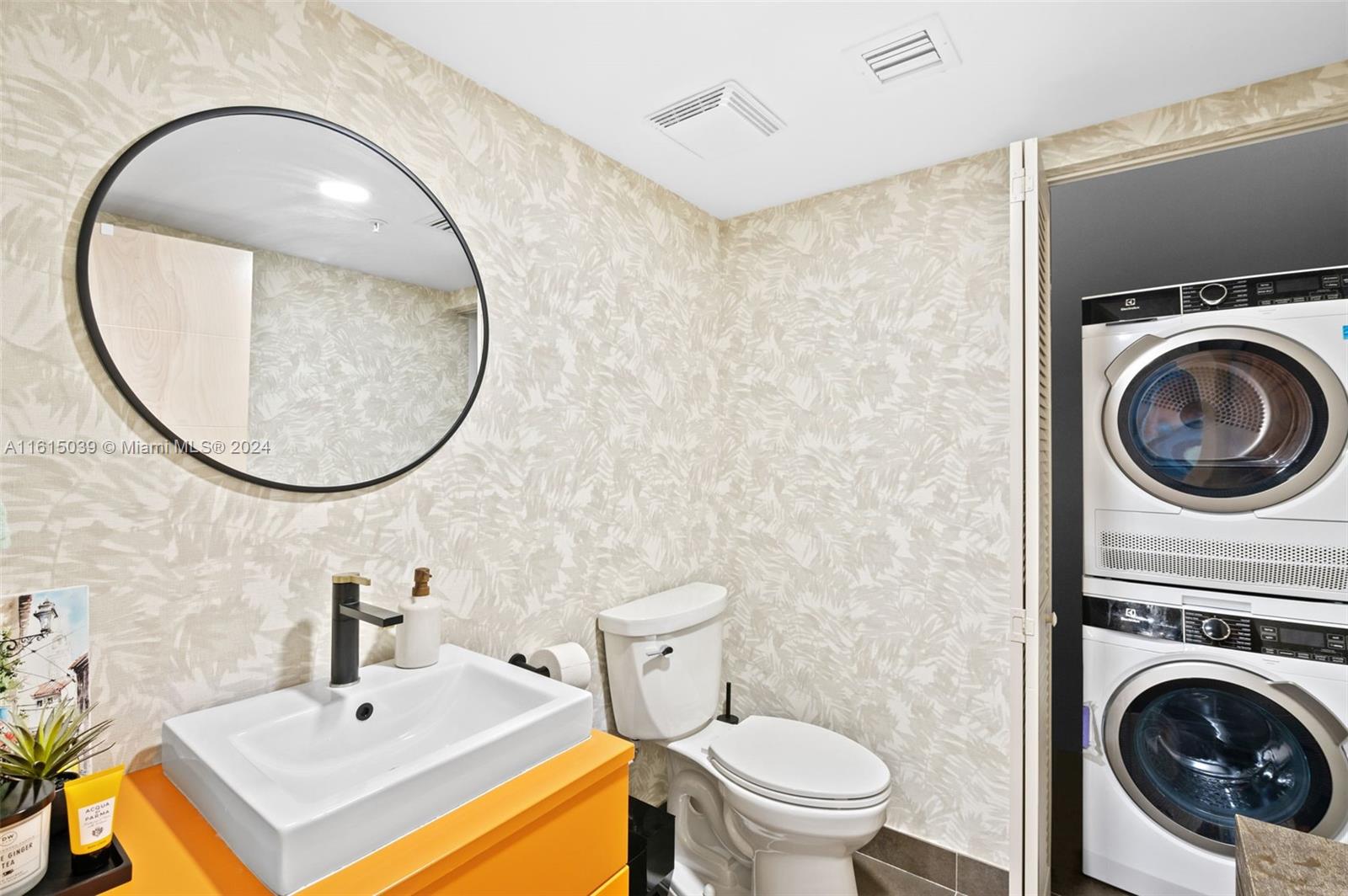 ARTEPARK NORTH CONDO - Residential
