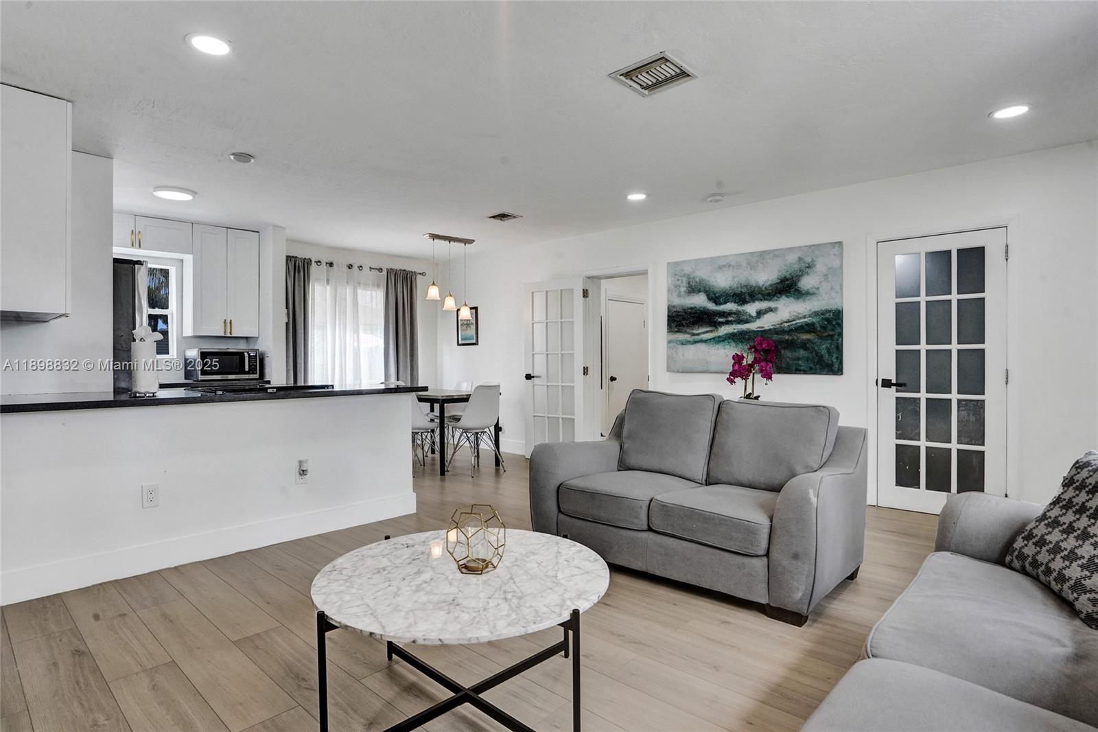 GULFSTREAM ESTATES NO 2 - Residential
