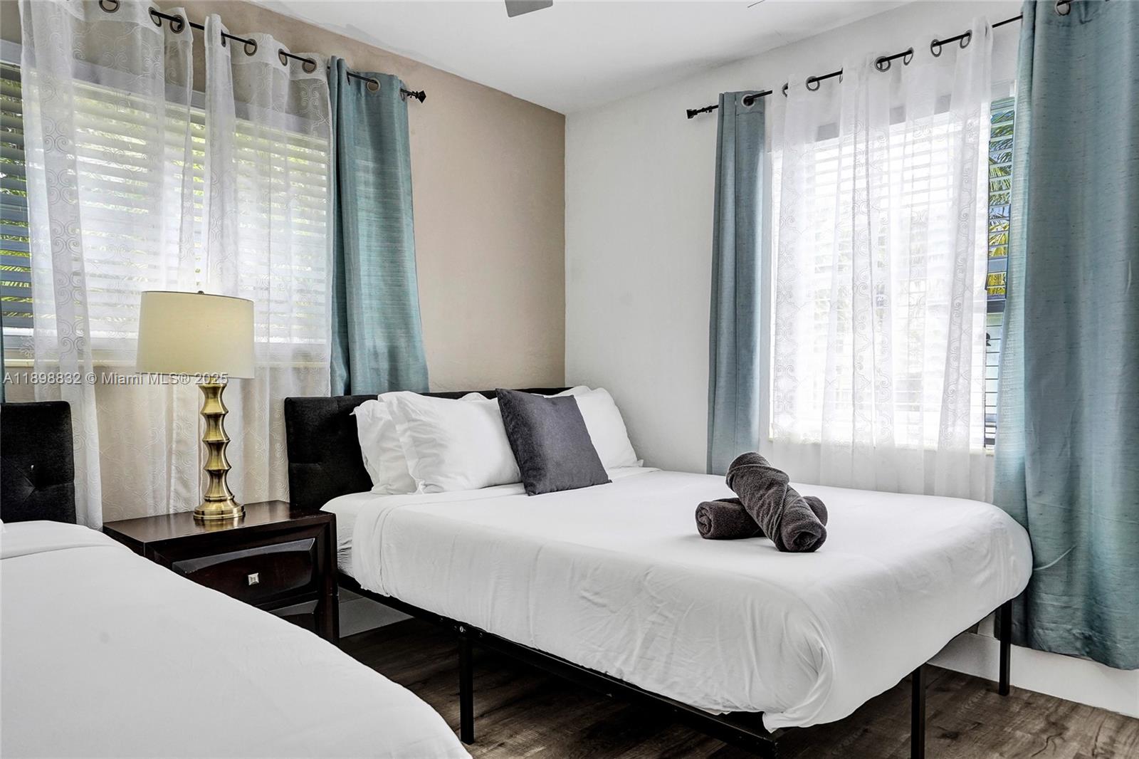 GULFSTREAM ESTATES NO 2 - Residential