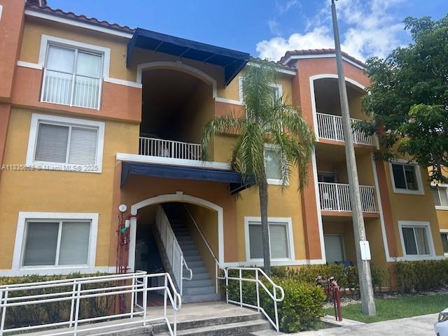 20950 SW 87th Ave 203, Cutler Bay, FL, 33189/$285,000 1 20950 SW 87th Ave 203
