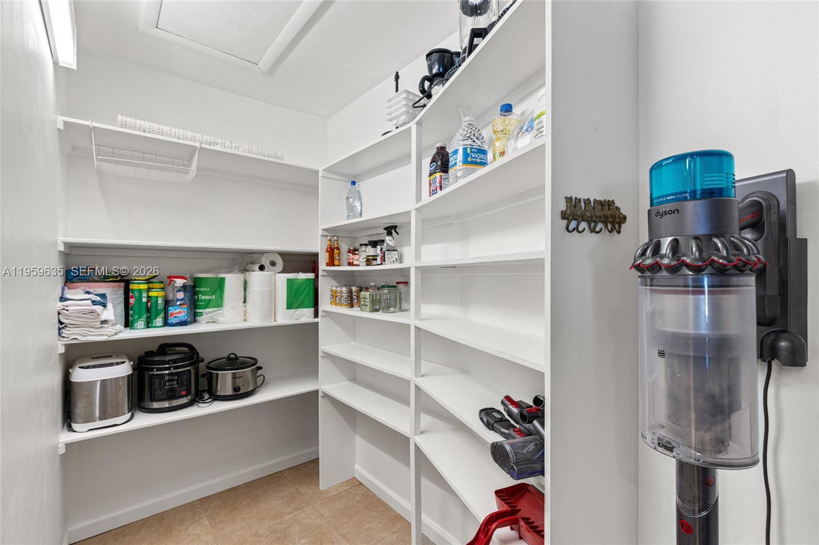 RIDGELINE ESTATES - Residential