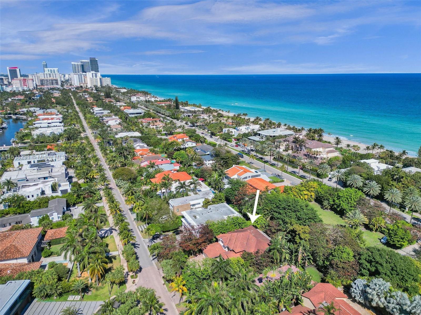 GOLDEN BEACH SEC E - Residential