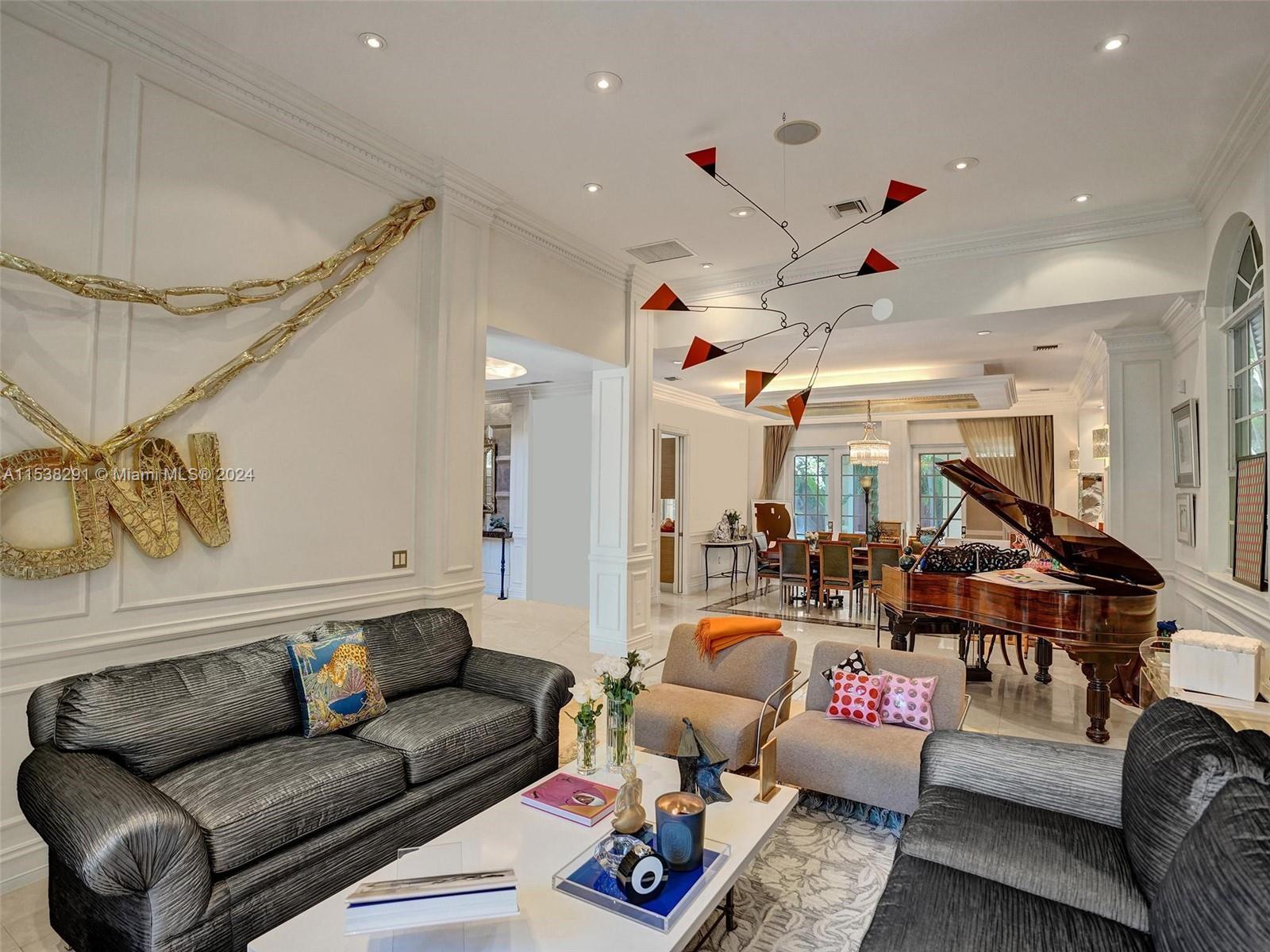 GOLDEN BEACH SEC E - Residential