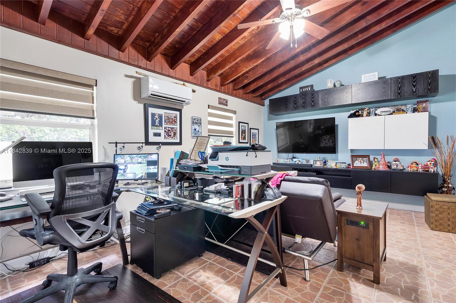 FLAMINGO ESTATES - Residential