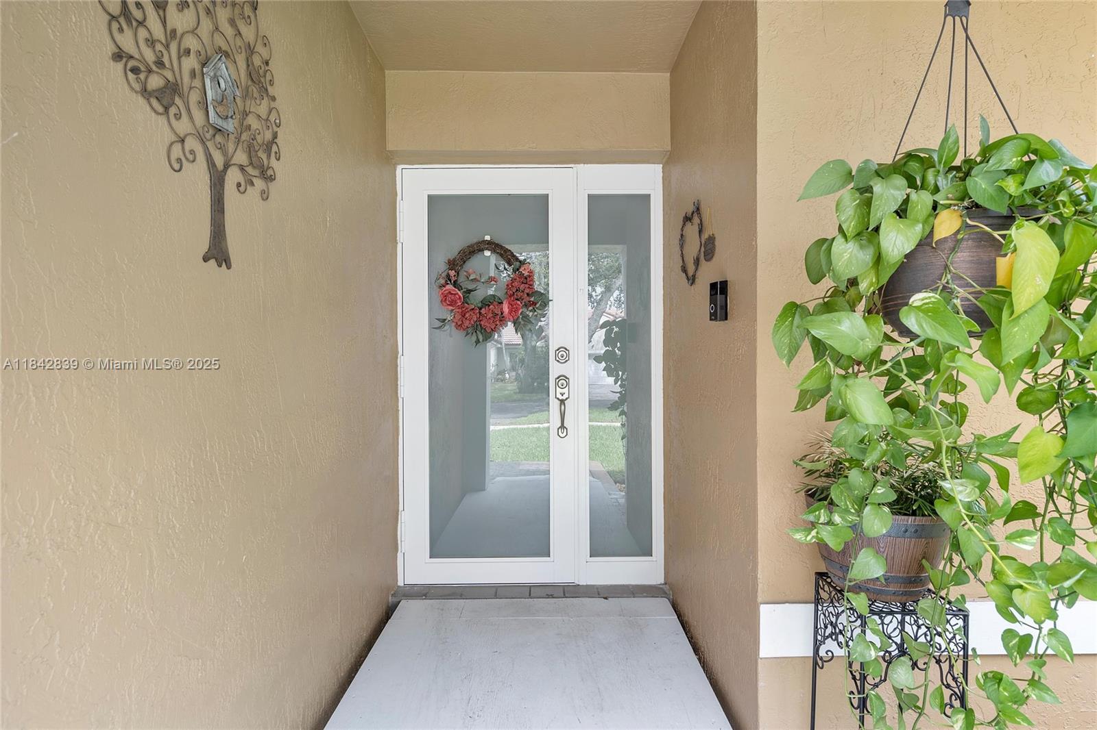 1841 SW 124th Way, Miramar, FL, 33027/$699,000 3 1841 SW 124th Way