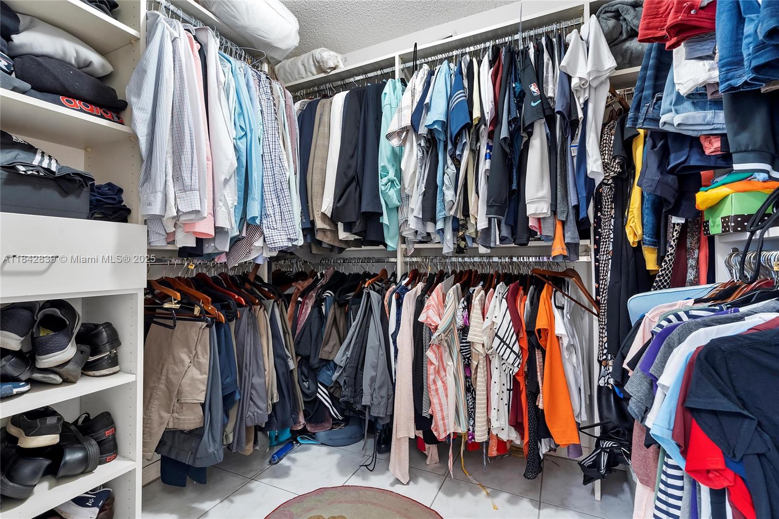 FLAMINGO ESTATES - Residential