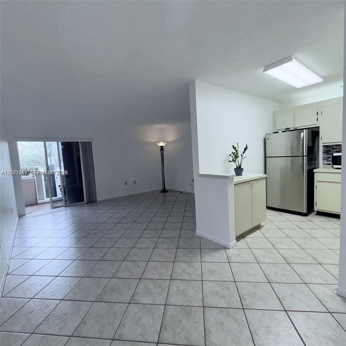 DORAL PK CO CLUB VILLAS C - Residential Lease