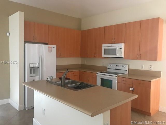 PORTOFINO LAKES - Residential Lease