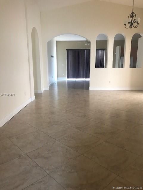 PORTOFINO LAKES - Residential Lease