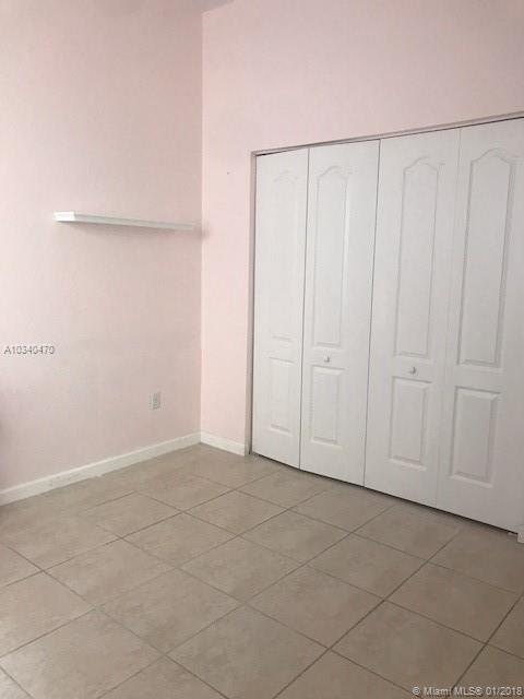 PORTOFINO LAKES - Residential Lease