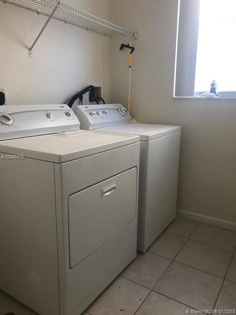 PORTOFINO LAKES - Residential Lease