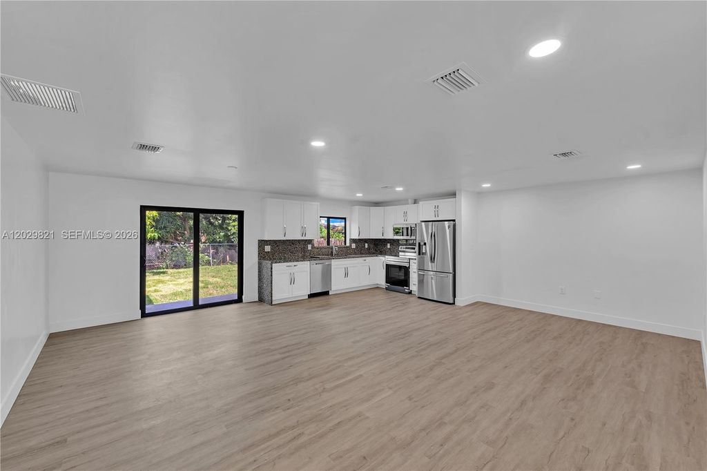 Photo of 1804 SW 99th Ter #A, Miramar, FL 33025 (MLS # A12029821)