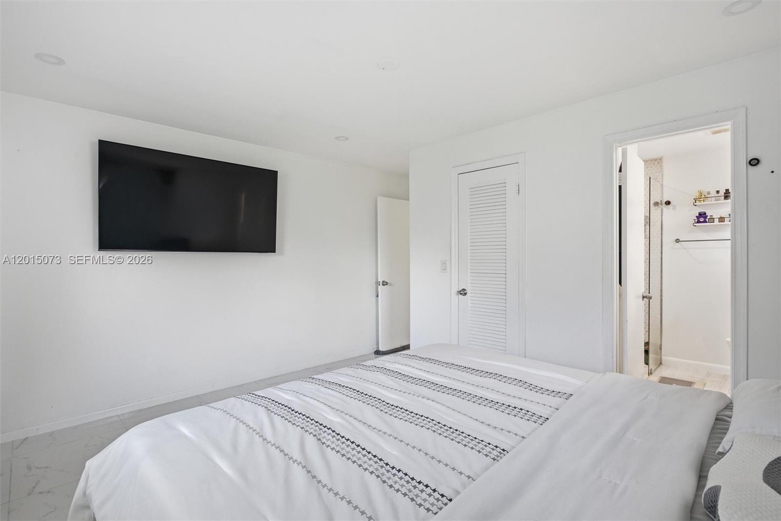 LAUDERDALE WEST 3 SEC - Residential
