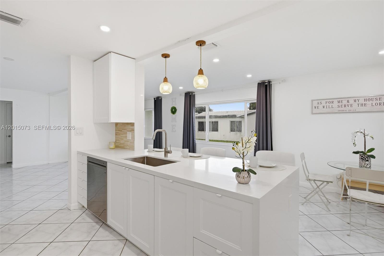 LAUDERDALE WEST 3 SEC - Residential