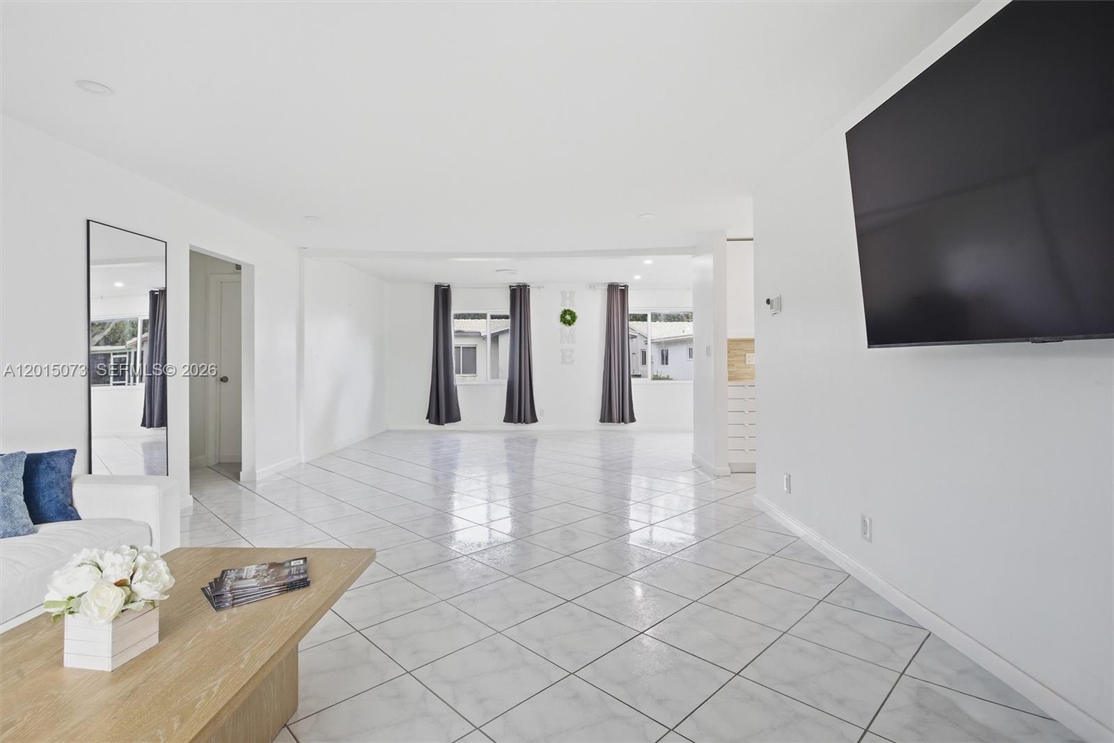 LAUDERDALE WEST 3 SEC - Residential