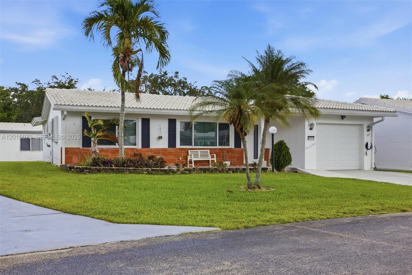 LAUDERDALE WEST 3 SEC - Residential
