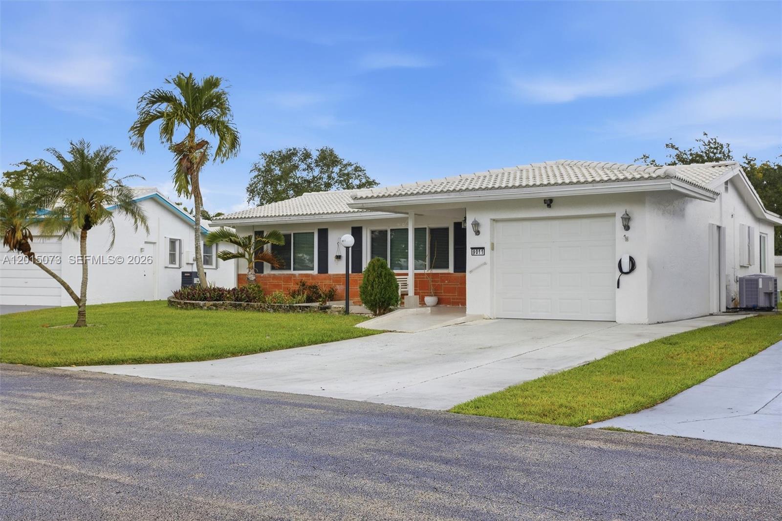 LAUDERDALE WEST 3 SEC - Residential