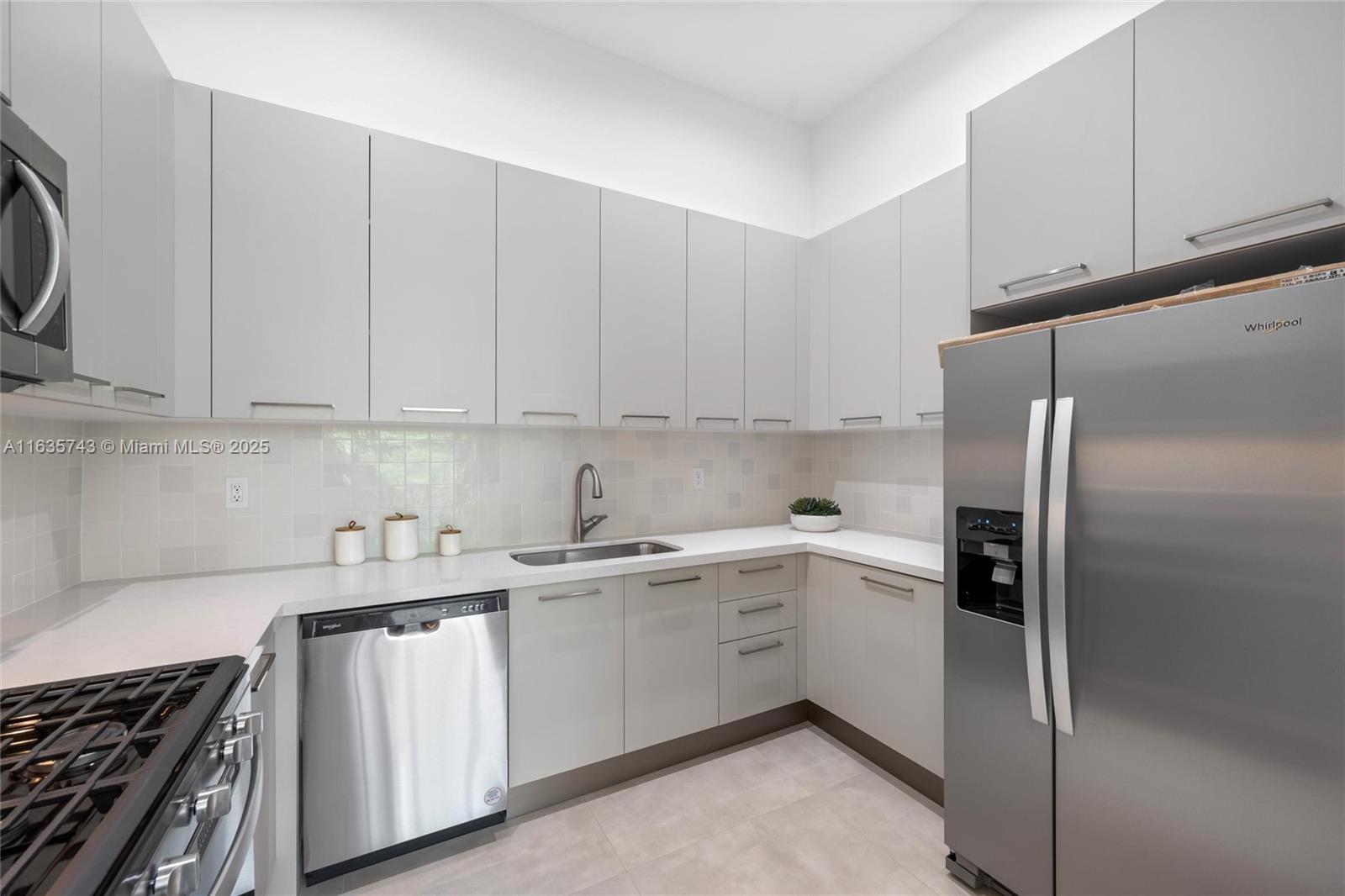 Estates at Sunset - Residential