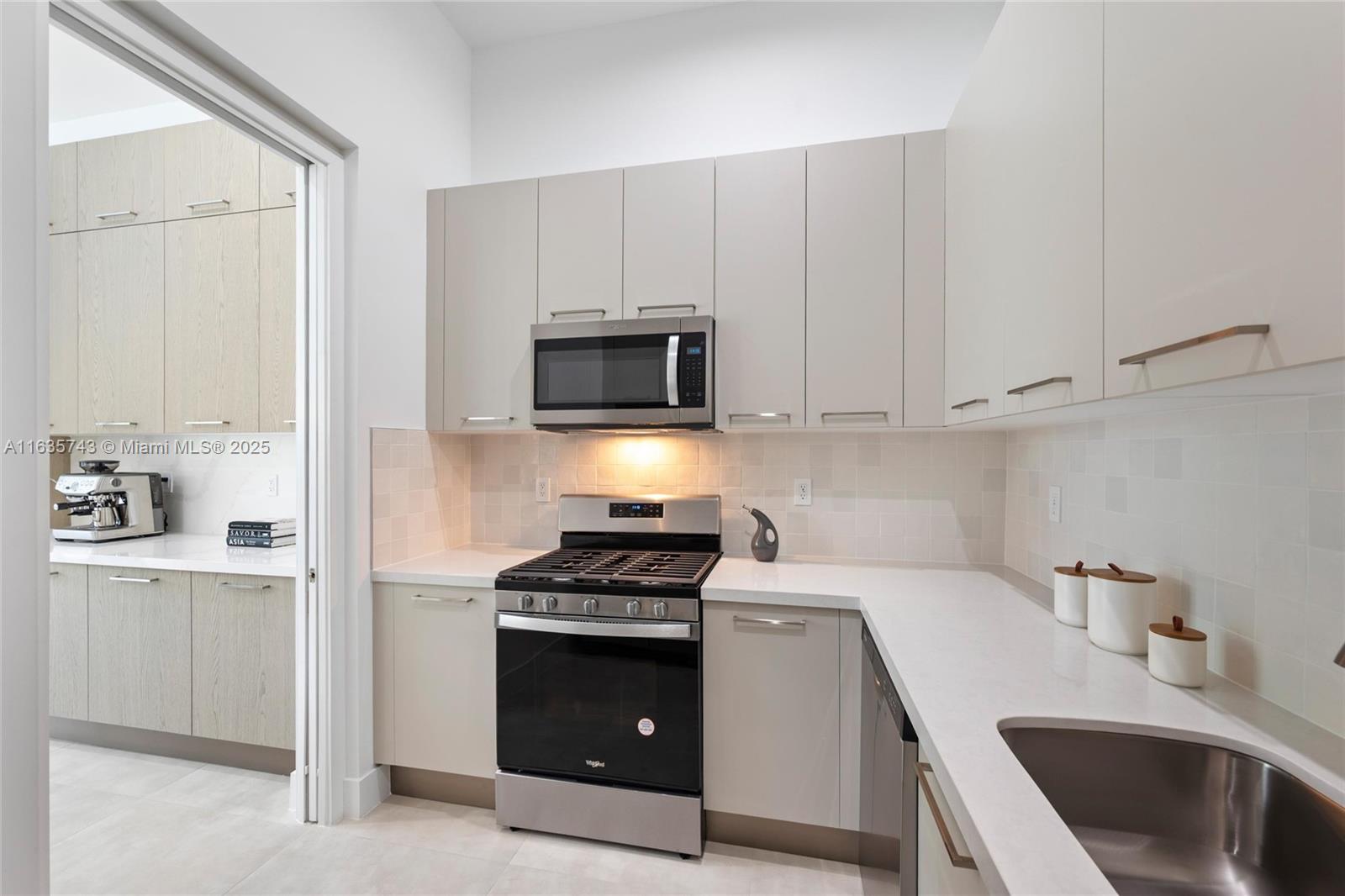 Estates at Sunset - Residential