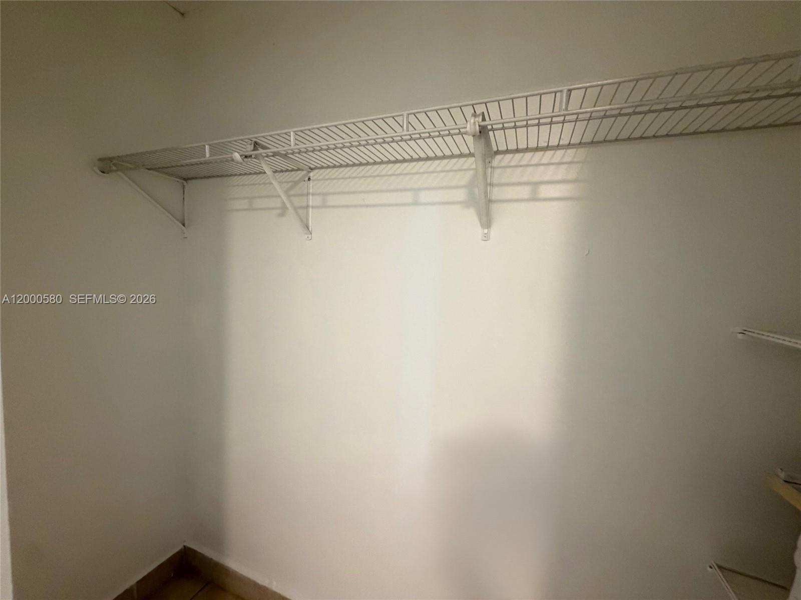 LINCOLN PARK REPLAT - Residential Lease