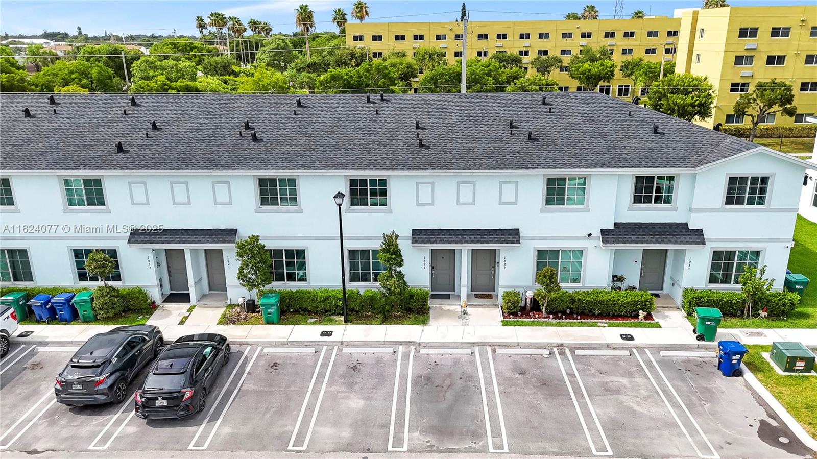 Motivated Seller – Buyer Incentive with Reasonable Offer!
Don’t miss this incredible opportunity to own a beautifully upgraded 3-bedroom, 3-bath Altea Model in the sought-after Costa Blanca community, completed in late 2023. Skip the builder fees—this move-in-ready home comes with a low HOA of just $100/month and includes numerous premium upgrades.
Upgraded Villa, the gourmet kitchen features oversized dark wood cabinetry, elegant quartz countertops, and stainless steel appliances—perfect for both everyday living and entertaining.
All windows and sliding doors are hurricane-impact rated—plus, no flood insurance is required.
Ideally located near the Florida Keys, the Turnpike, dining, and shopping centers, this home offers both convenience and long-term investment value.