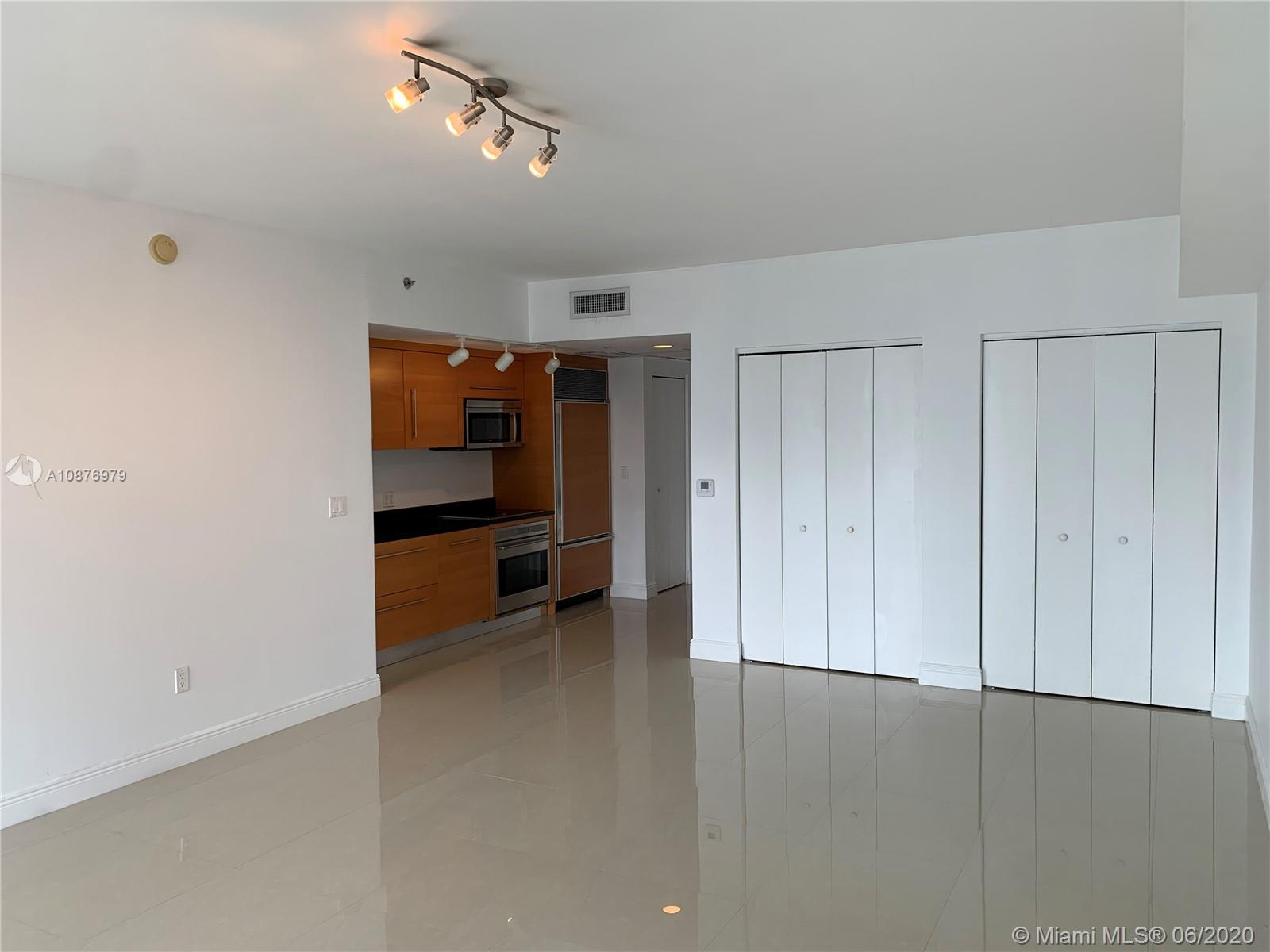 ICONBRICKELL CONDO NO 1 - Residential Lease