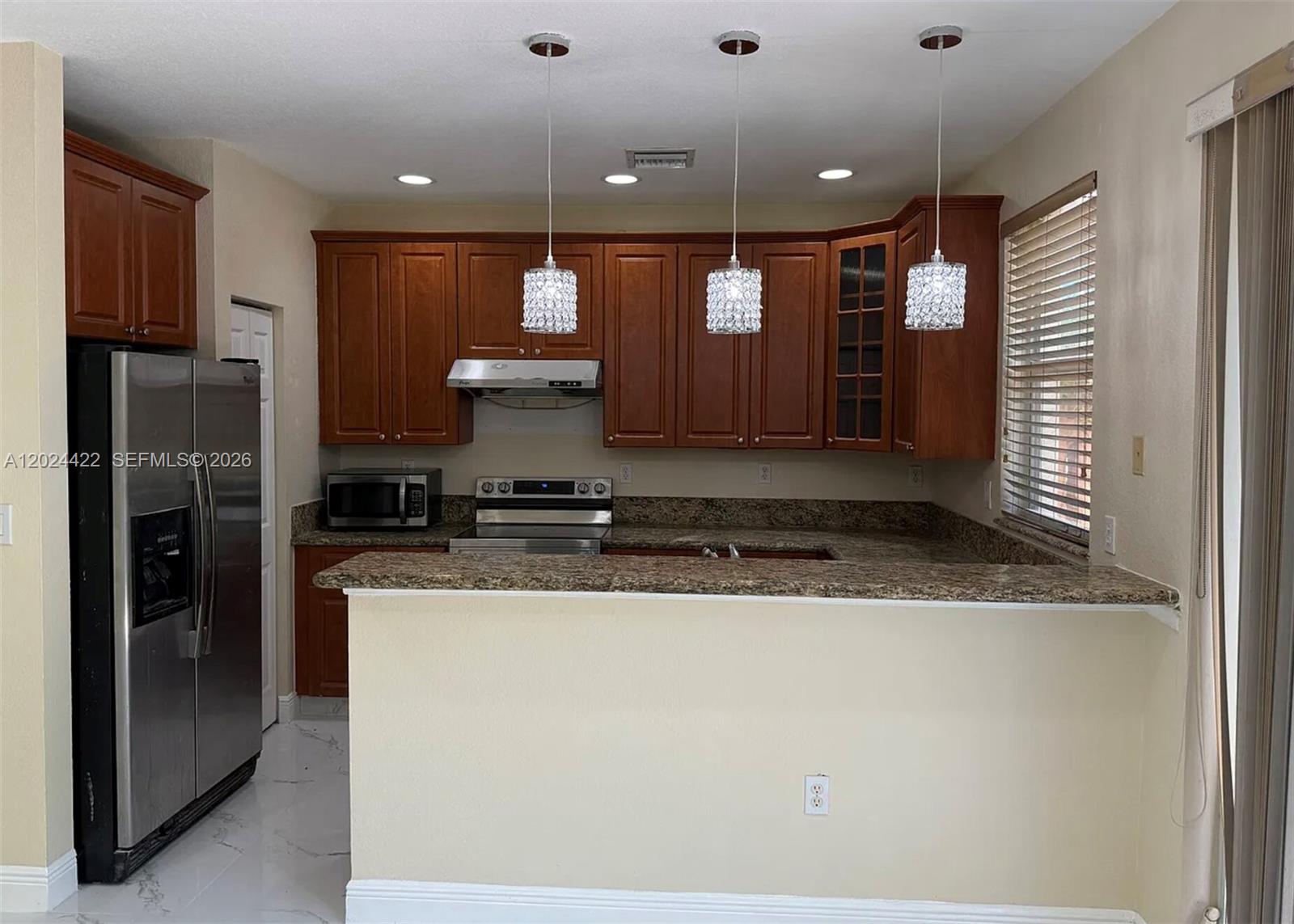 HIDDEN COVE CONDO - Residential Lease