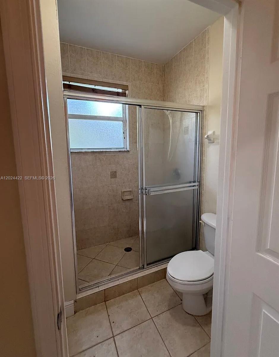 HIDDEN COVE CONDO - Residential Lease
