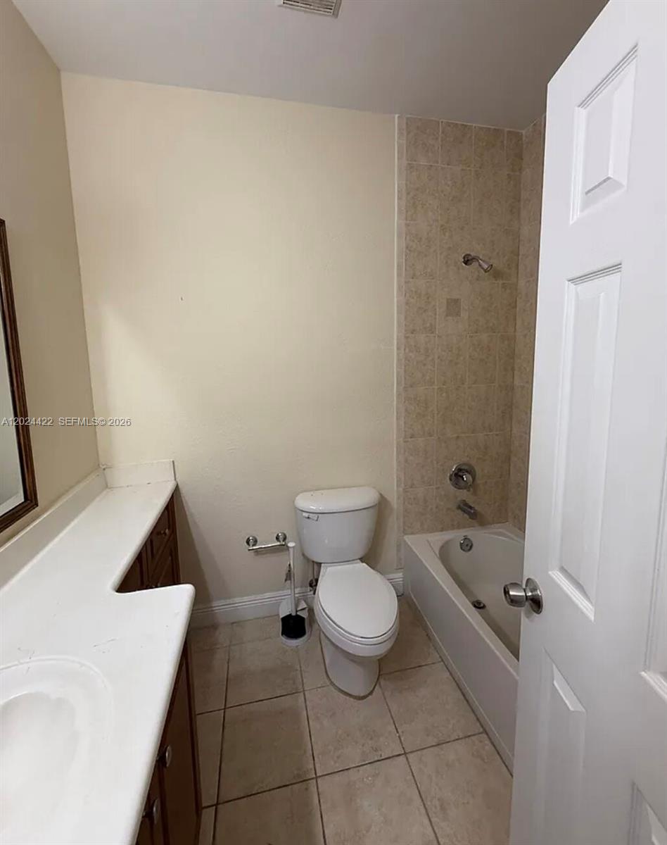 HIDDEN COVE CONDO - Residential Lease