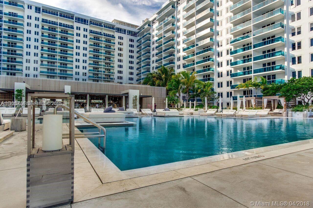RONEY PALACE CONDO - Residential