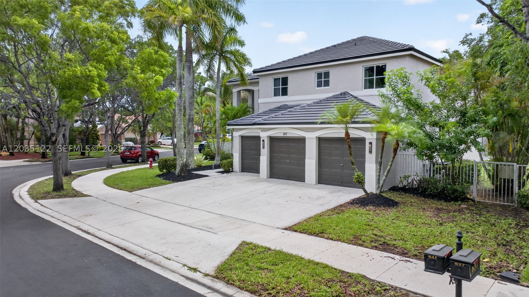 841 Lavender Cir