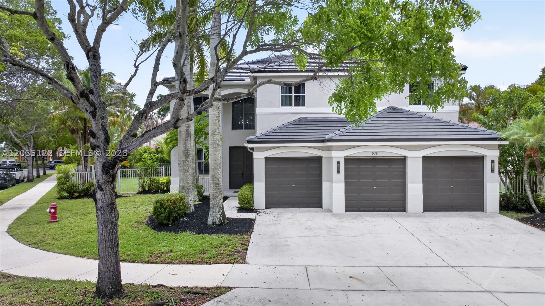841 Lavender Cir