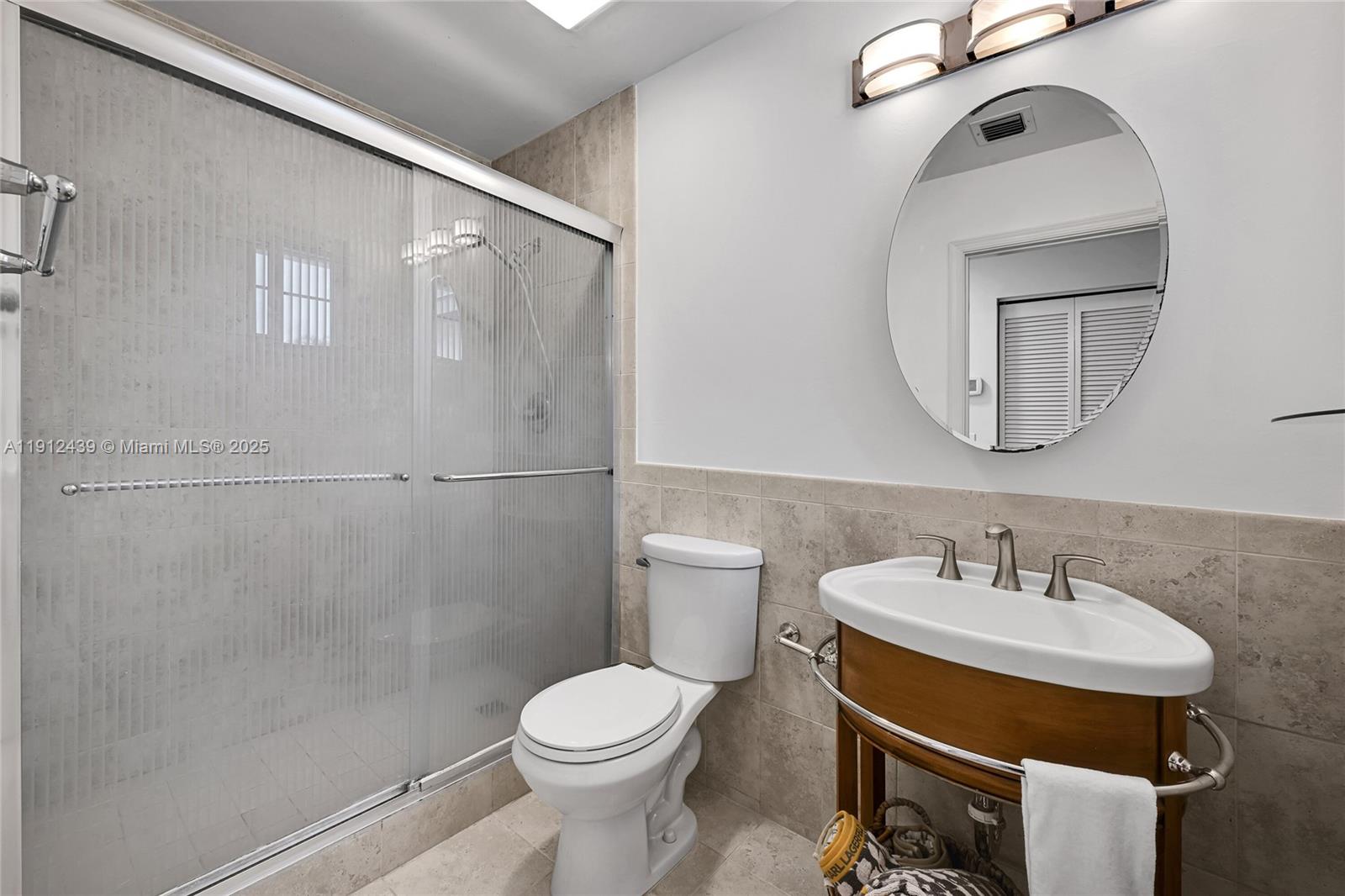 HOLIDAY SPRINGS EAST - Residential