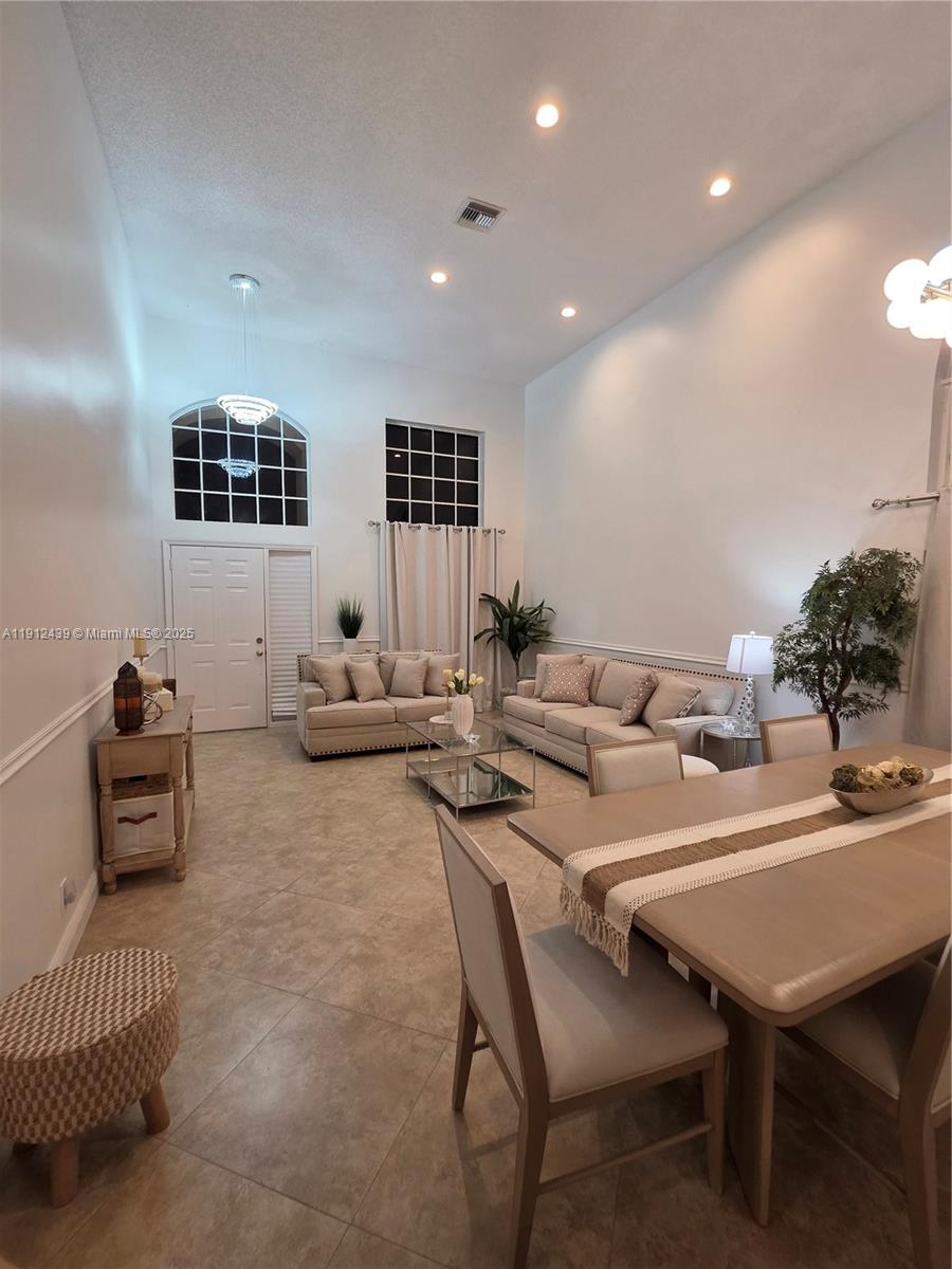 HOLIDAY SPRINGS EAST - Residential