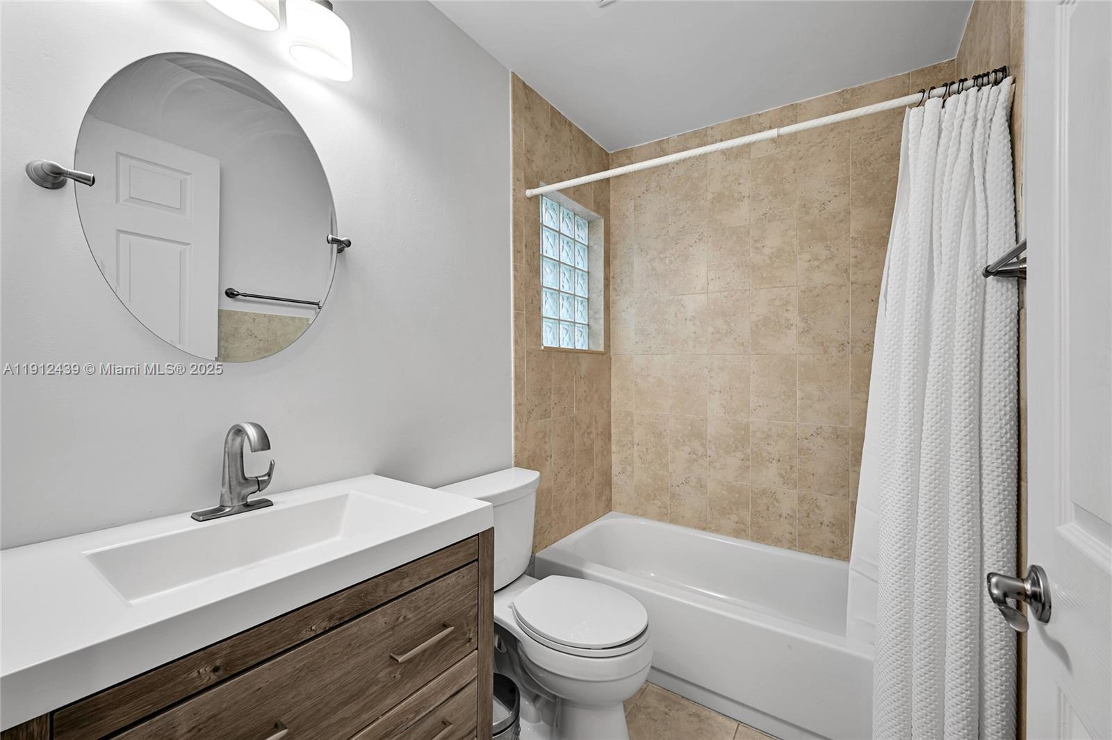 HOLIDAY SPRINGS EAST - Residential