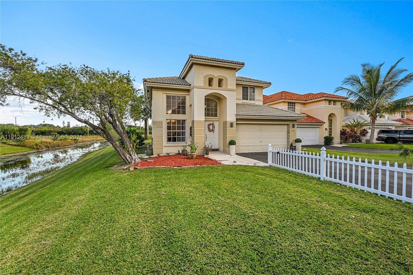 HOLIDAY SPRINGS EAST - Residential