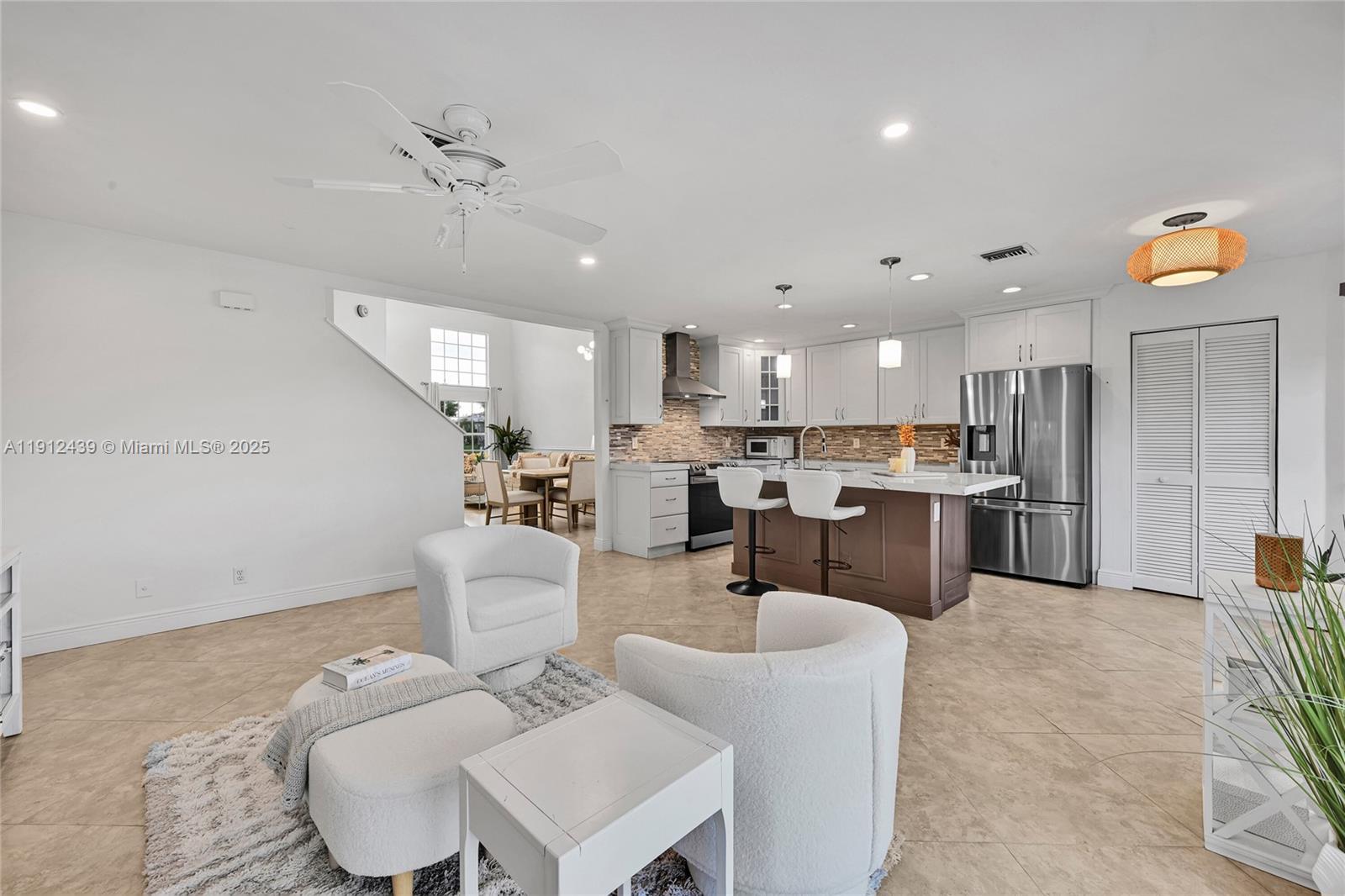 HOLIDAY SPRINGS EAST - Residential