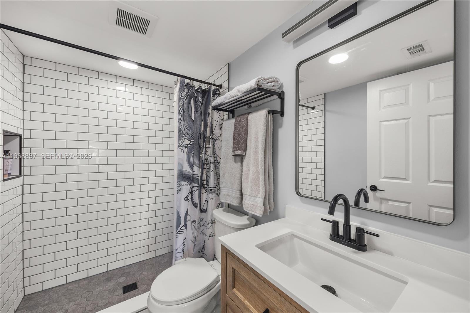 PINE RIDGE AT DELRAY BEAC - Residential