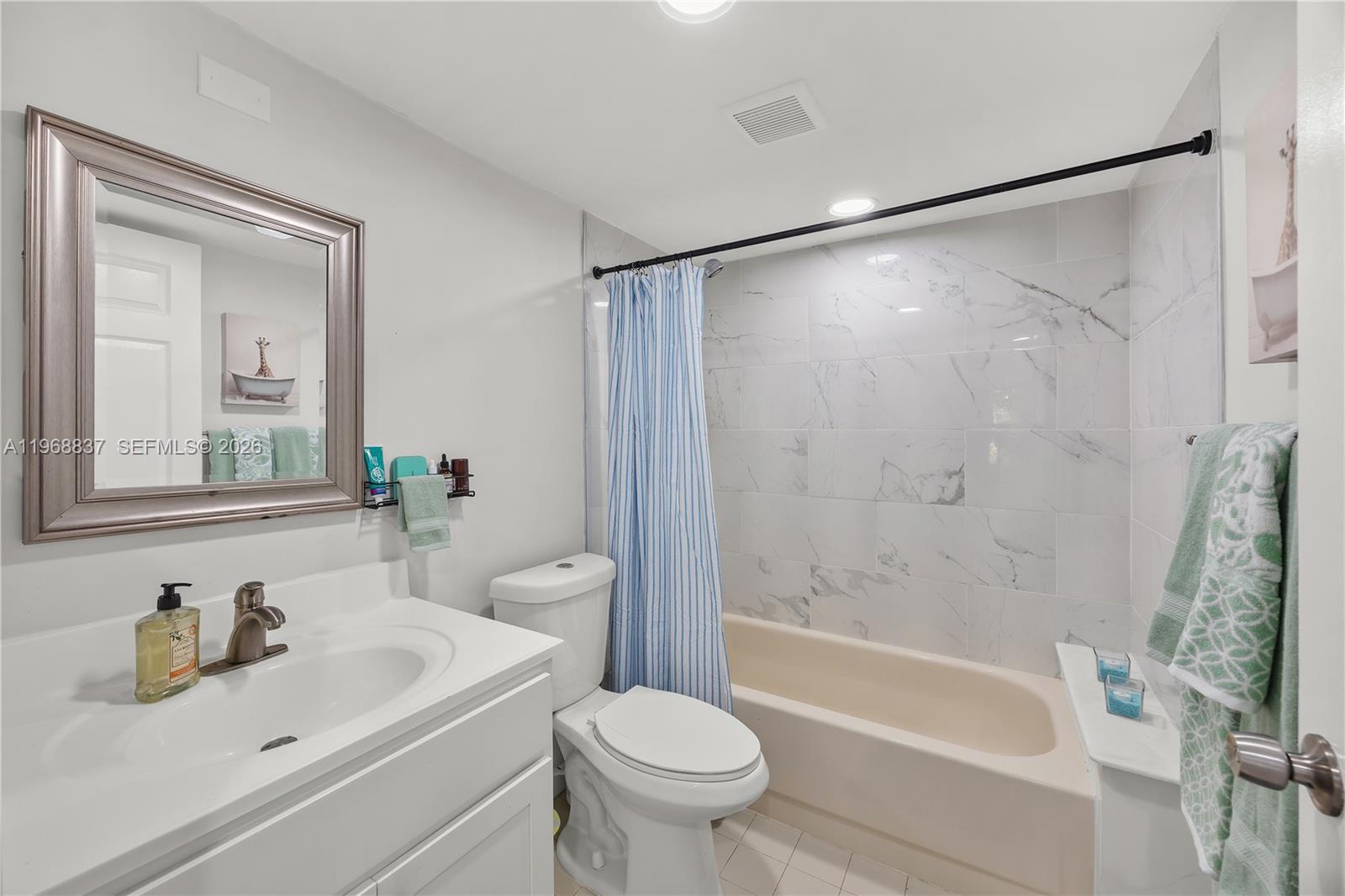 PINE RIDGE AT DELRAY BEAC - Residential