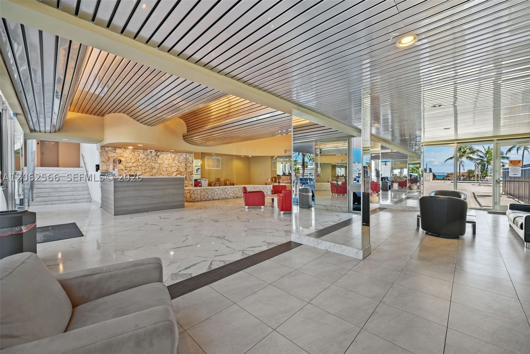 9101 E Bay Harbor Dr 204