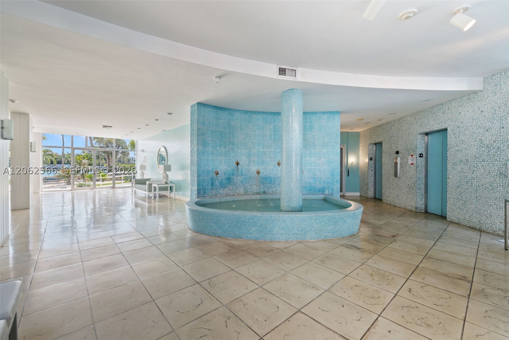 9101 E Bay Harbor Dr 204