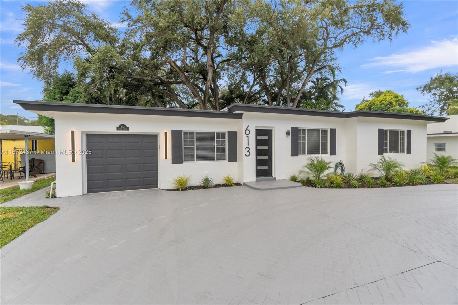 Welcome to this beautifully remodeled home featuring three spacious bedrooms and two updated bathrooms. Enjoy peace of mind with a brand-new roof and stylish, modernized bathrooms designed for comfort and elegance. The highlight of this home is the inviting screened-in patio, perfect for entertaining family and friends year-round in a relaxing, bug-free environment.
Additional perks: Include a convenient car garage and a prime location directly across from a peaceful park, ideal for outdoor enjoyment and leisurely strolls. Situated centrally, you’re just minutes from shopping center, accessible bus transit, and nearby houses of worship, making this the perfect blend of comfort and convenience.
Don’t miss your chance to own this thoughtfully upgraded gem in a sought-after neighborhood!