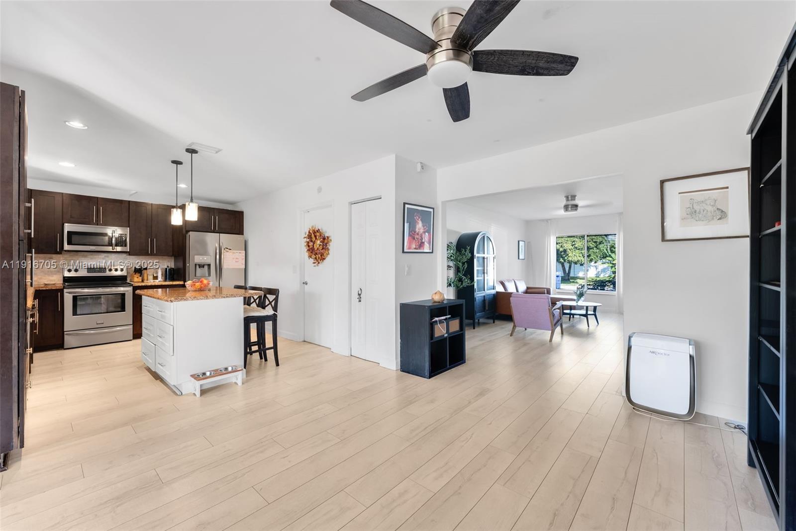 PALM-AIRE VILLAGE 2ND SEC - Residential