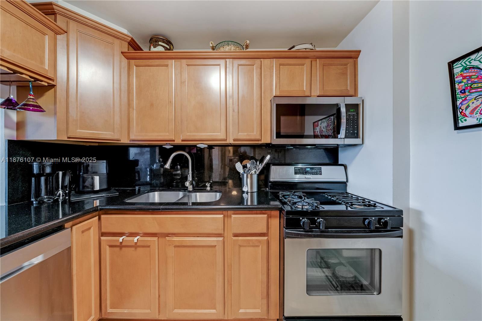 VILLAGE AT THE FALLS COND - Residential