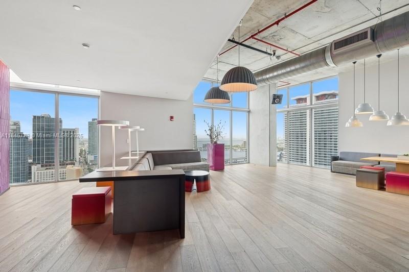 Centro Condo - Residential